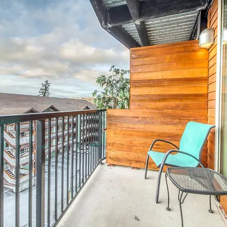 Chelan Resort Suites: Water Sunset Exterior photo